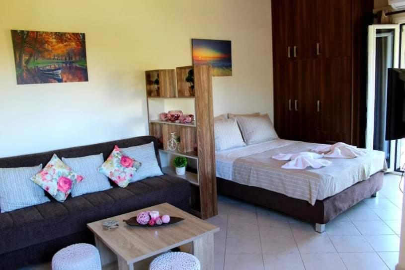 Agis Apartment Corfu Corfu  Екстер'єр фото